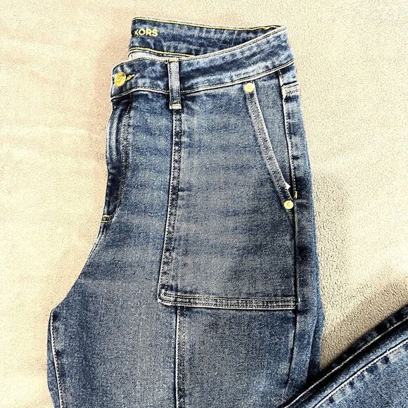 Michael Kors Cropped Flare High Rise Slim Through Hip & Thigh Jeans Size 8 - Picture 4 of 10